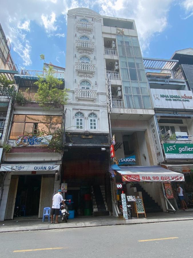 Khách sạn Crowne Bui Vien TP. Hồ Chí Minh