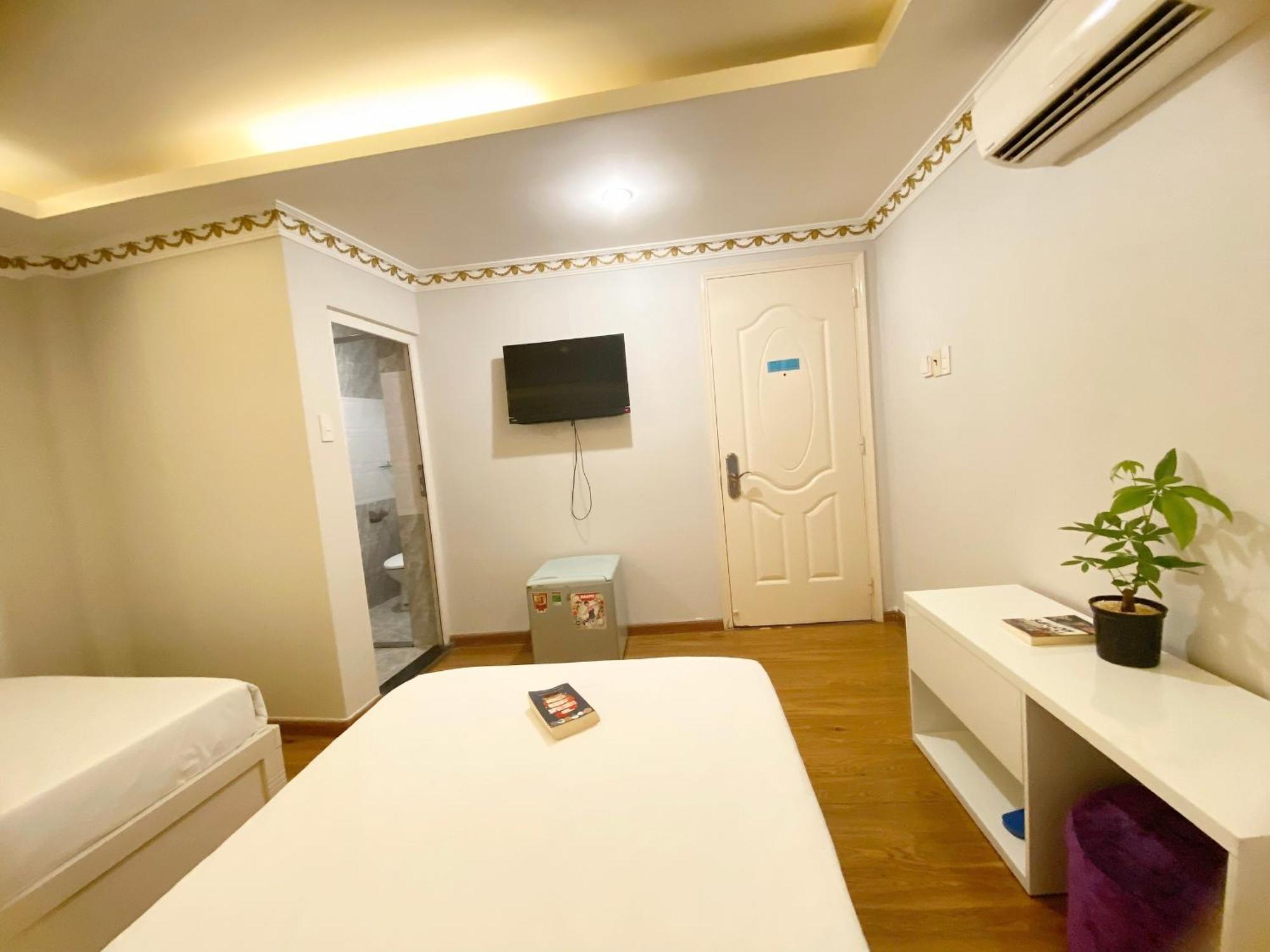 Khách sạn Crowne Bui Vien TP. Hồ Chí Minh