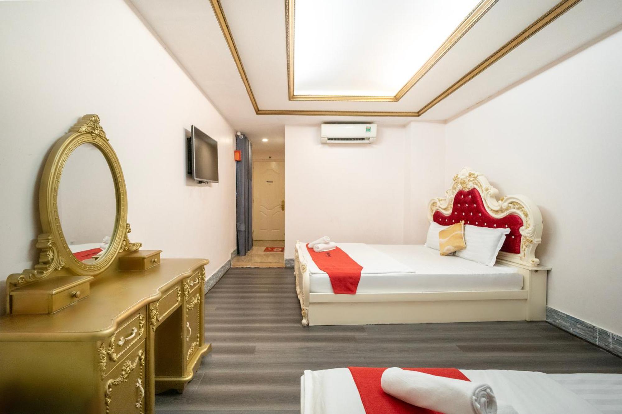 Hotel Crowne Bui Vien