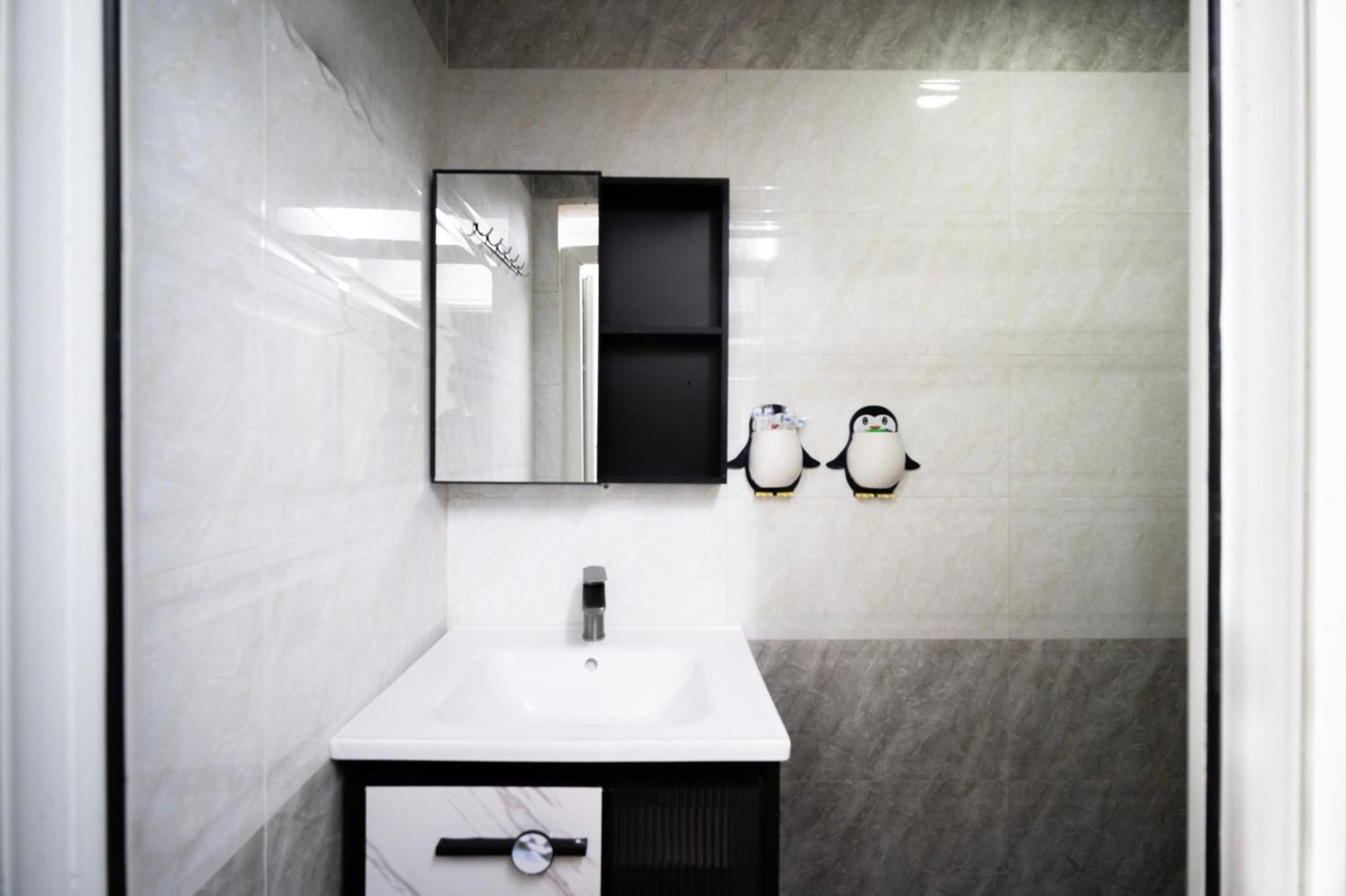 Crowne Bui Vien 2* Ho Chi Minh City