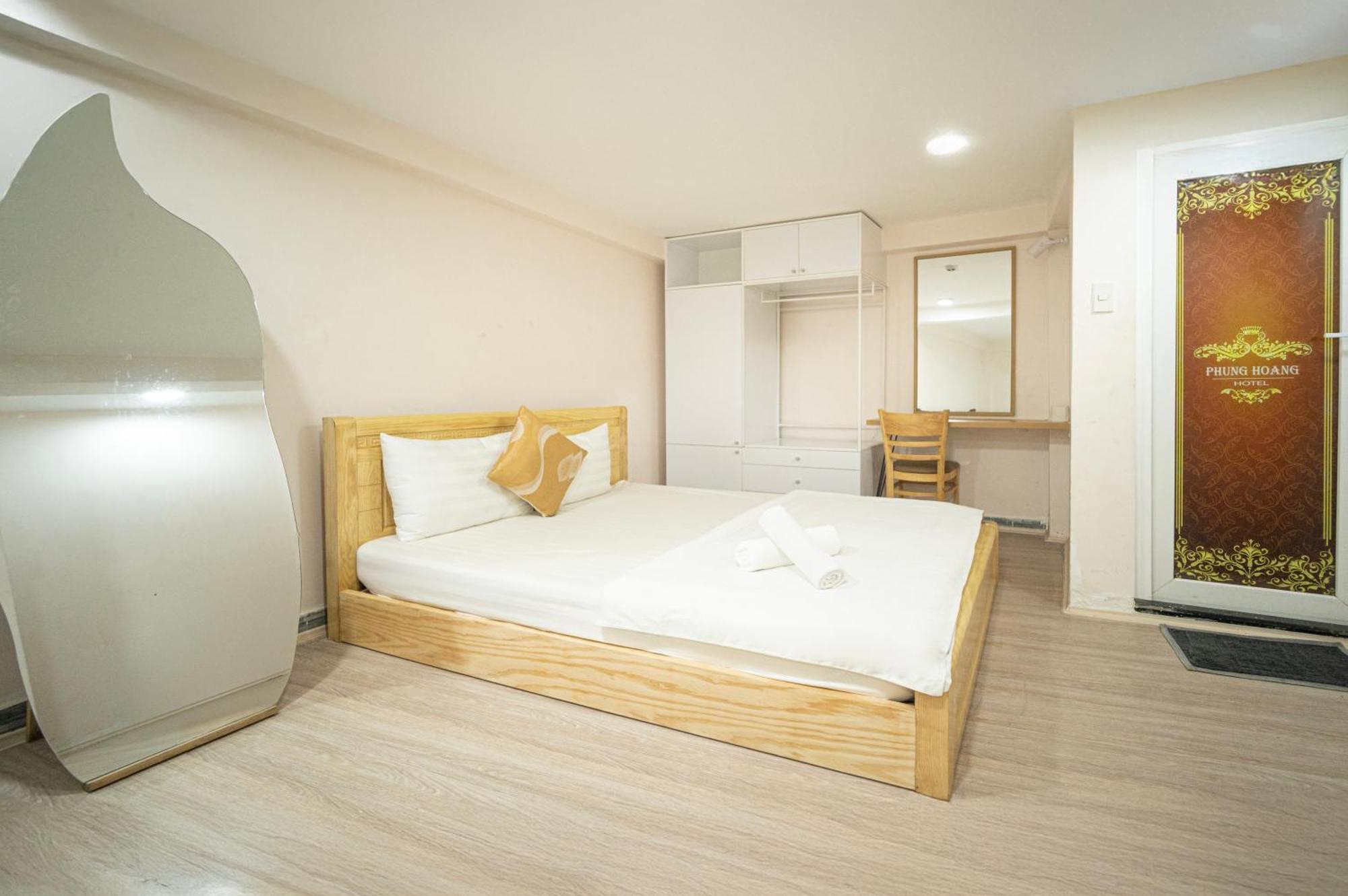 Hotel Crowne Bui Vien 2*